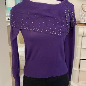 2Bebe beautiful purple sweater
